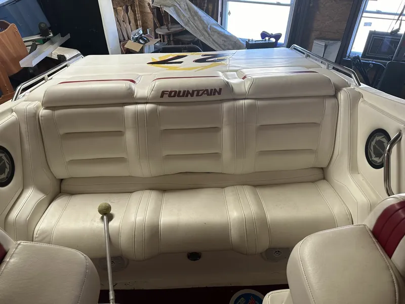 Slide: The Image of 2005 Fountain 27 Fever 27 - 7834231