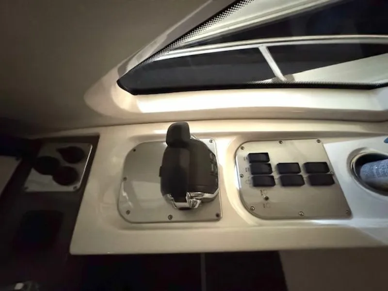 Slide: The Image of 2013 Cruisers Yachts 540 Sports Coupe 54 - 7834268