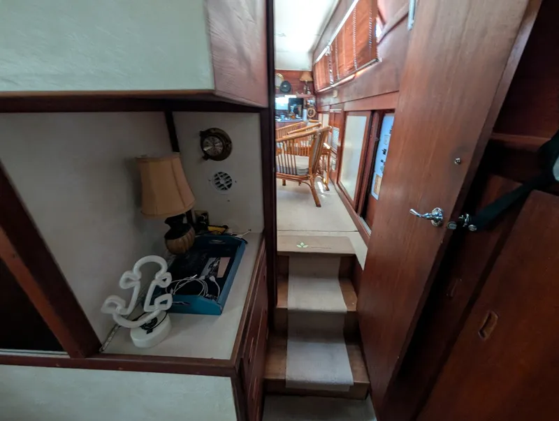 Slide: The Image of 1977 Trojan 36 Tri-Cabin 36 - 7834337