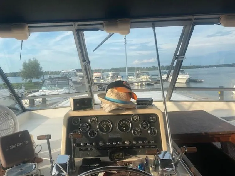 Slide: The Image of 1977 Trojan 36 Tri-Cabin 36 - 7834302