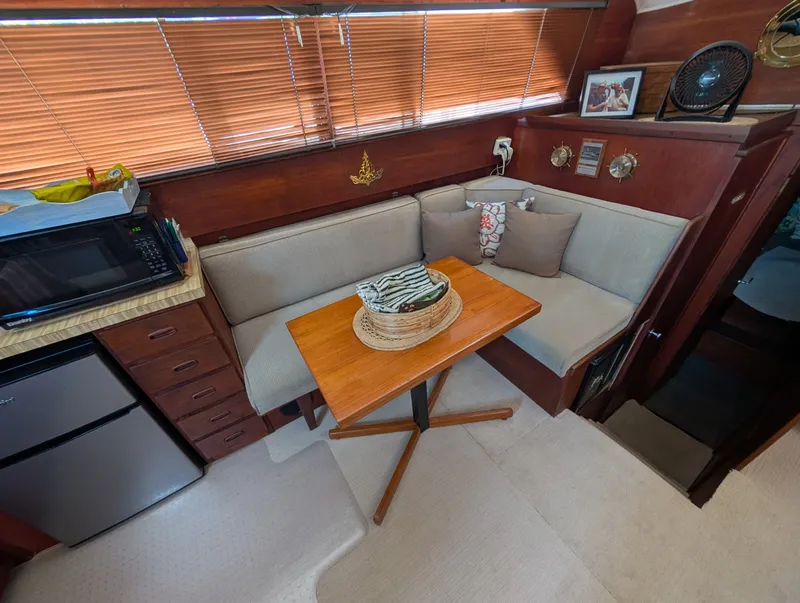 Slide: The Image of 1977 Trojan 36 Tri-Cabin 36 - 7834324