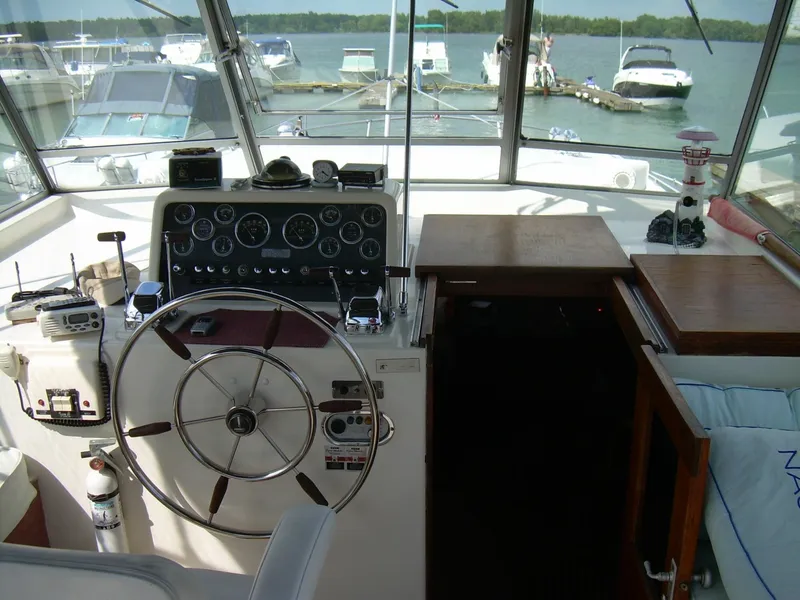 Slide: The Image of 1977 Trojan 36 Tri-Cabin 36 - 7834301