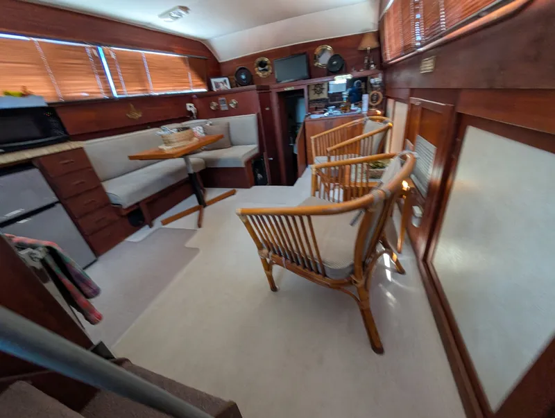 Slide: The Image of 1977 Trojan 36 Tri-Cabin 36 - 7834320
