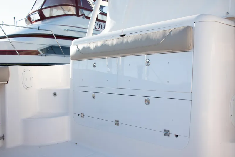 Slide: The Image of 2015 Pursuit 345 Offshore 34 - 7834371