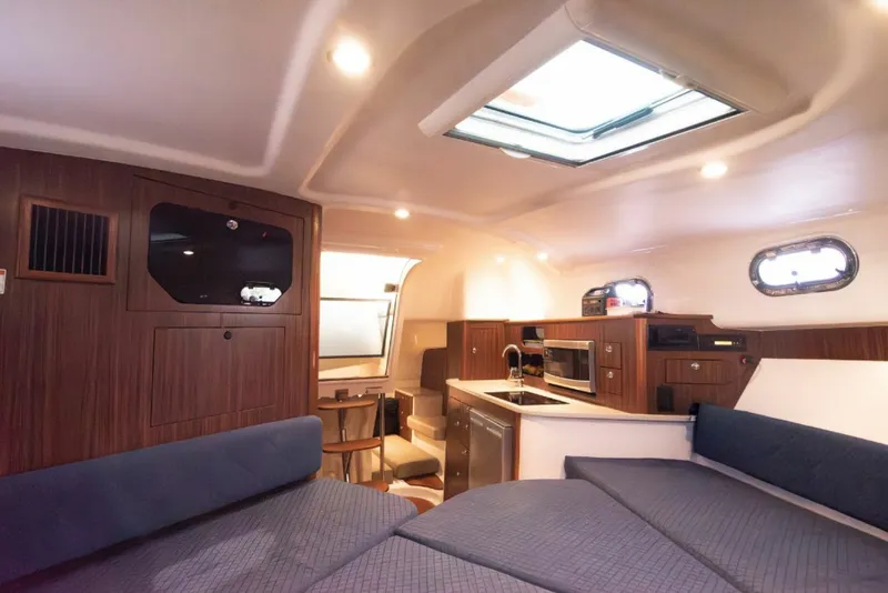 Slide: The Image of 2015 Pursuit 345 Offshore 34 - 7834377