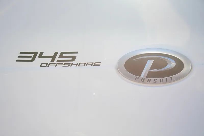 Slide: The Image of 2015 Pursuit 345 Offshore 34 - 7834360