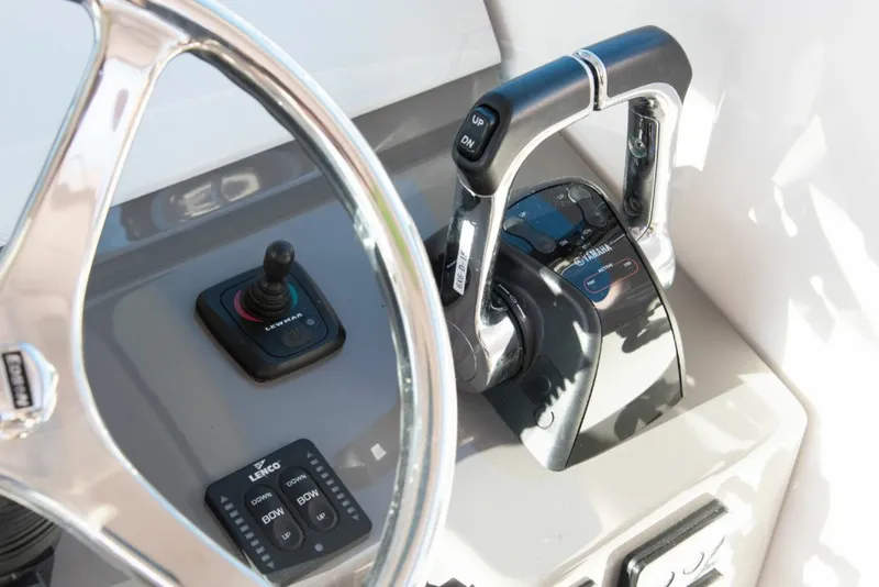 Slide: The Image of 2015 Pursuit 345 Offshore 34 - 7834367