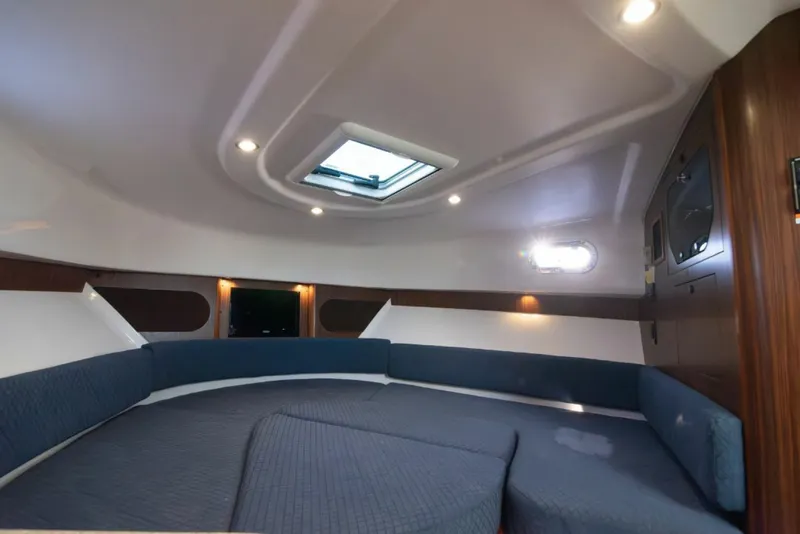 Slide: The Image of 2015 Pursuit 345 Offshore 34 - 7834379