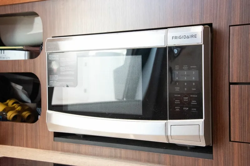 Slide: The Image of 2015 Pursuit 345 Offshore 34 - 7834381