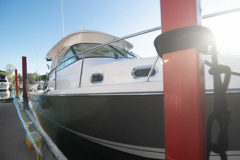 Slide: The Image of 2015 Pursuit 345 Offshore 34 - 7834349