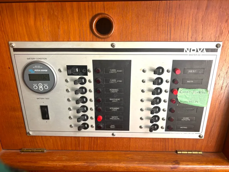 Slide: The Image of 1985 Nonsuch 30 Ultra 30 - 7834443