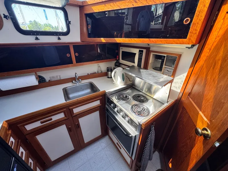 Slide: The Image of 1989 Cooper Prowler 35 - 7834492