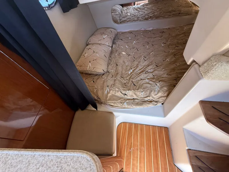 Slide: The Image of 2008 Regal 2860 Window Express 28 - 7834586