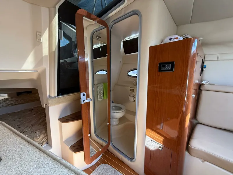 Slide: The Image of 2008 Regal 2860 Window Express 28 - 7834580