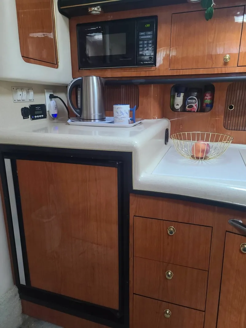 Slide: The Image of 2001 Sea Ray 340 Sundancer 34 - 7834607