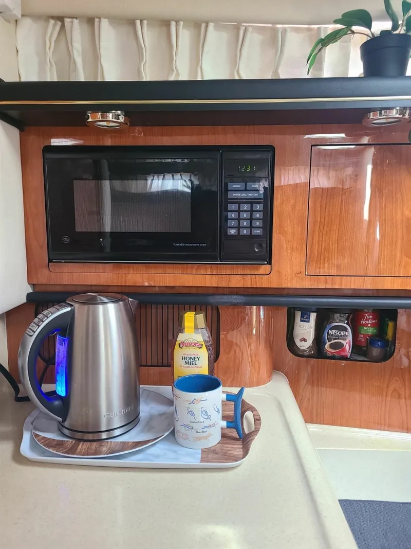 Slide: The Image of 2001 Sea Ray 340 Sundancer 34 - 7834608