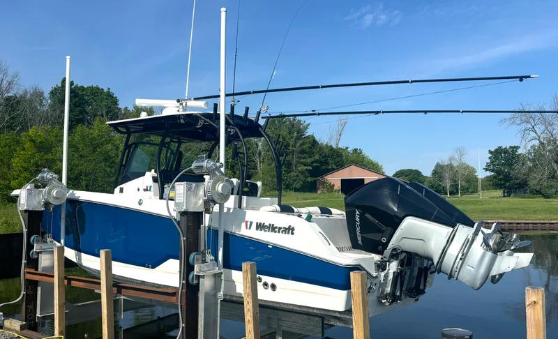 Slide: The Image of 2019 Wellcraft 302 Fisherman 30 - 7834678