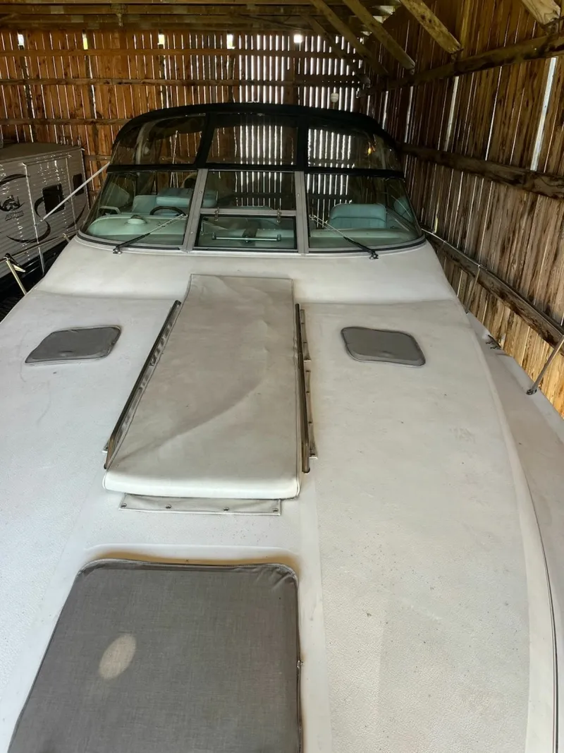 Slide: The Image of 1997 Sea Ray 330 Sundancer 33 - 7834860