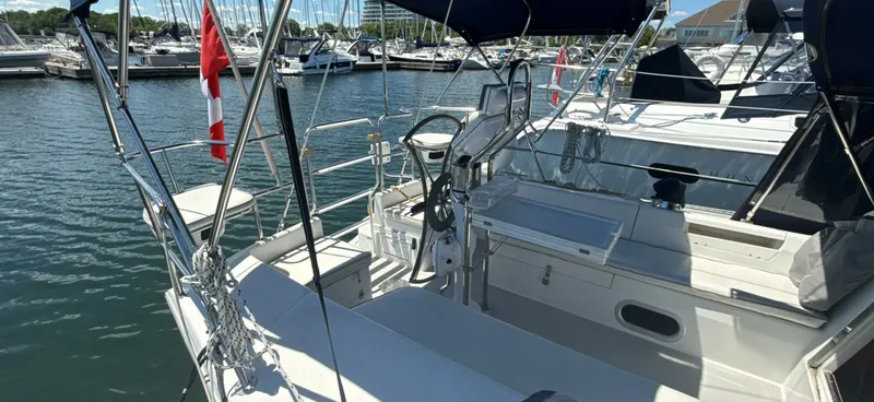 Slide: The Image of 2005 Catalina MK II 34 - 7834947