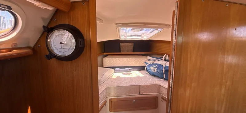 Slide: The Image of 2005 Catalina MK II 34 - 7835008