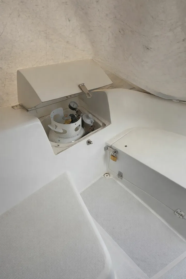 Slide: The Image of 2005 Catalina MK II 34 - 7834950