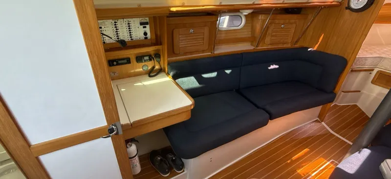 Slide: The Image of 2005 Catalina MK II 34 - 7835001