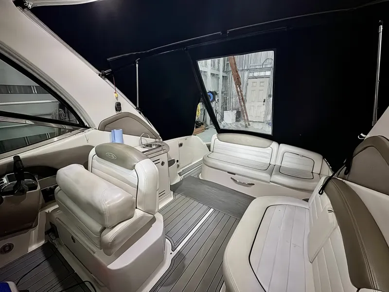 Slide: The Image of 2007 Sea Ray 290 Sundancer 29 - 7835046
