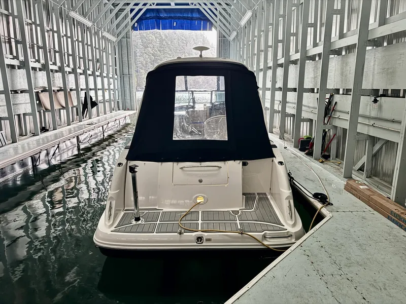 Slide: The Image of 2007 Sea Ray 290 Sundancer 29 - 7835039