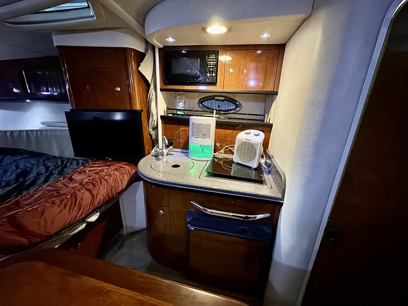 Slide: The Image of 2007 Sea Ray 290 Sundancer 29 - 7835064