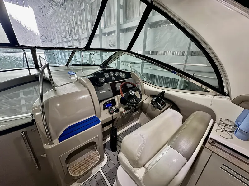 Slide: The Image of 2007 Sea Ray 290 Sundancer 29 - 7835049