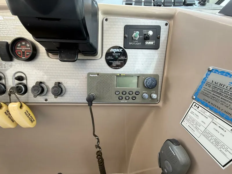 Slide: The Image of 2007 Four Winns 378 37 - 7835088