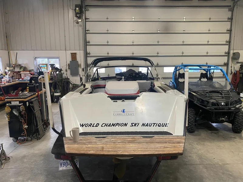 Slide: The Image of 1991 Correct Craft Ski Nautique 196 19 - 7835207