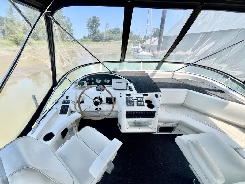 Slide: The Image of 1996 Bayliner 3988 39 - 7835251