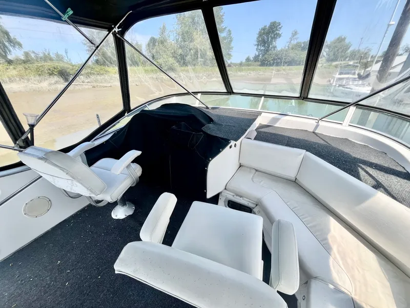 Slide: The Image of 1996 Bayliner 3988 39 - 7835250