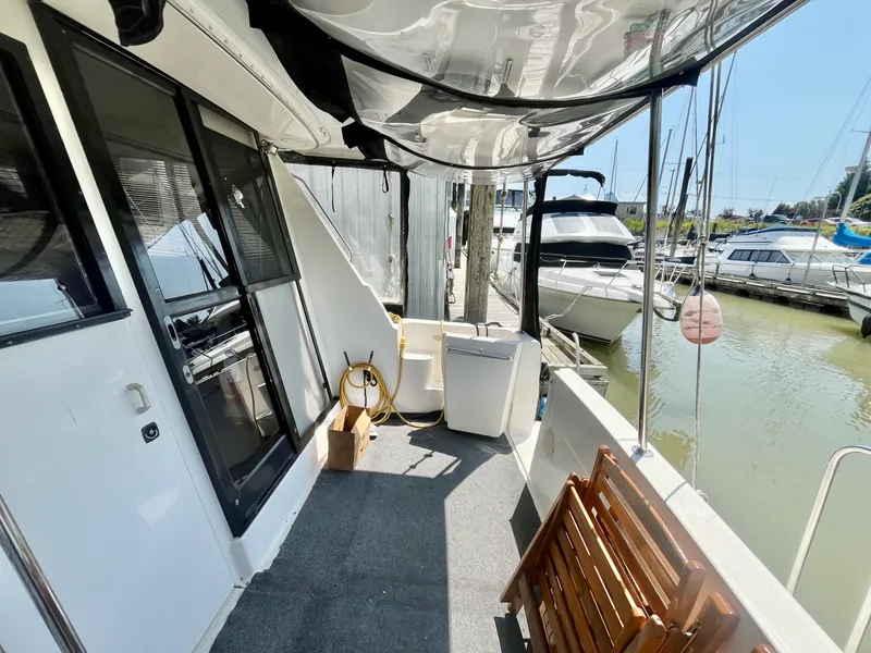 Slide: The Image of 1996 Bayliner 3988 39 - 7835247