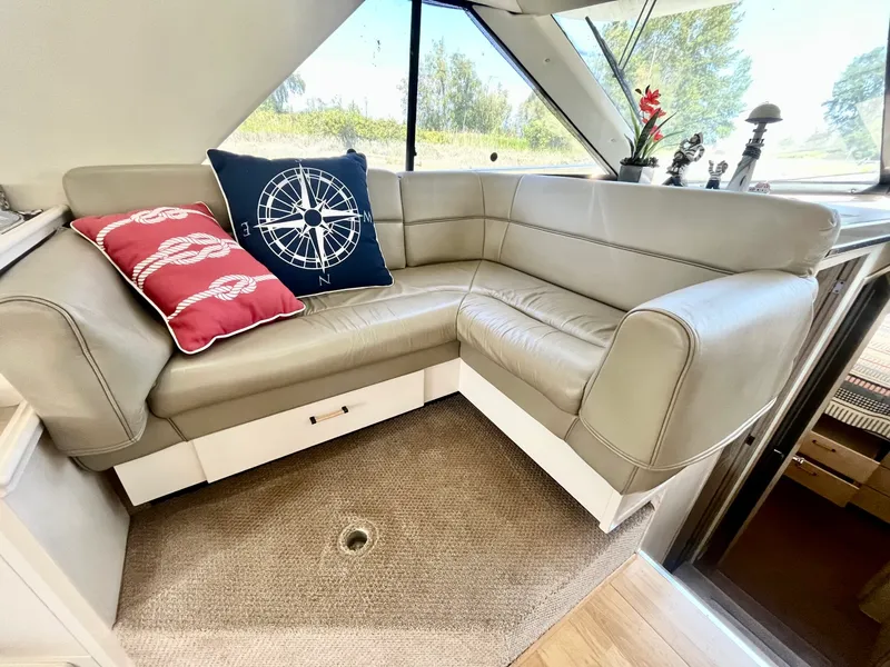 Slide: The Image of 1996 Bayliner 3988 39 - 7835260