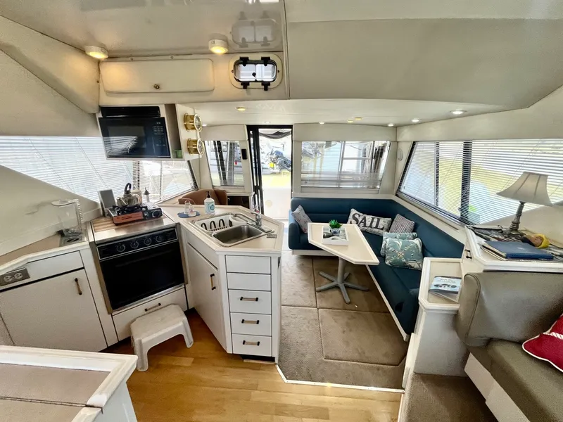 Slide: The Image of 1996 Bayliner 3988 39 - 7835277