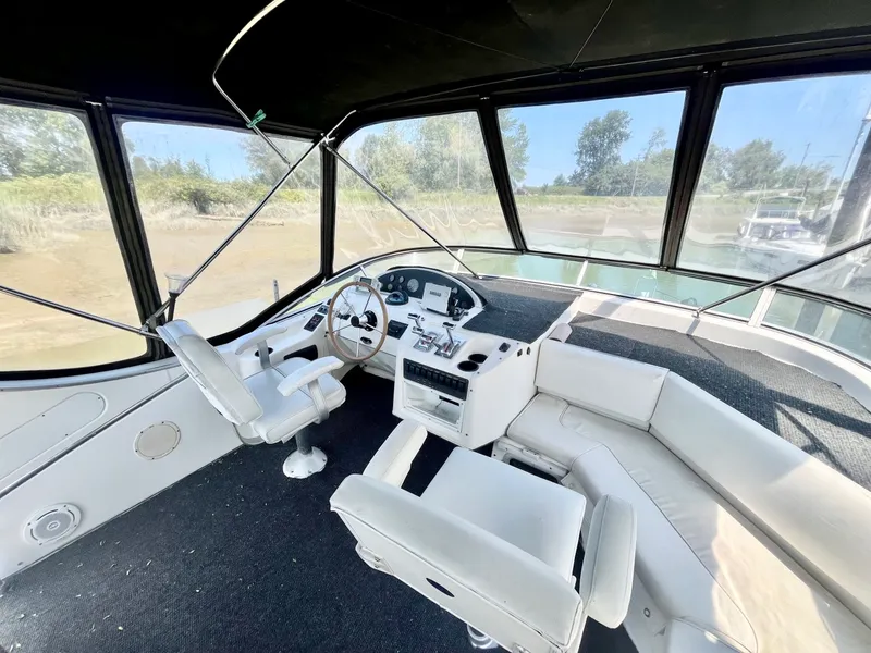Slide: The Image of 1996 Bayliner 3988 39 - 7835245