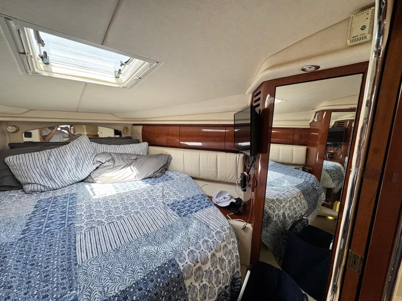 Slide: The Image of 2003 Sea Ray 360 Sundancer 36 - 7835465