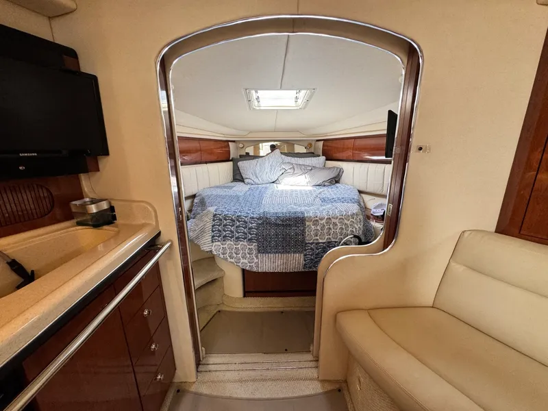 Slide: The Image of 2003 Sea Ray 360 Sundancer 36 - 7835462