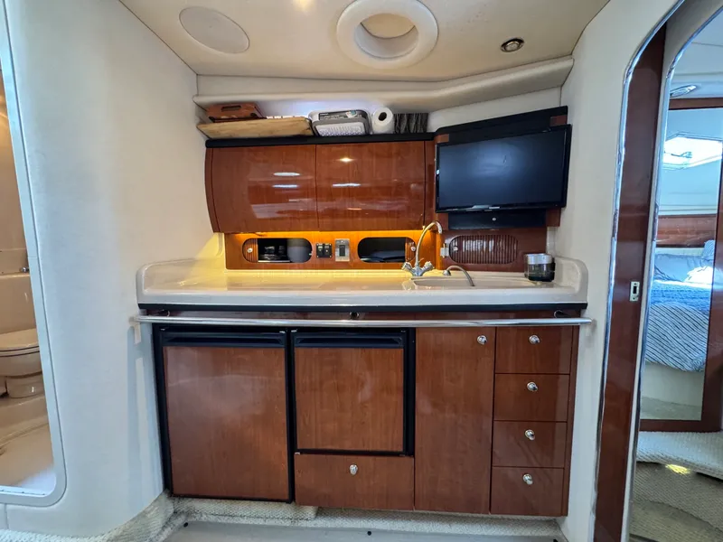 Slide: The Image of 2003 Sea Ray 360 Sundancer 36 - 7835467