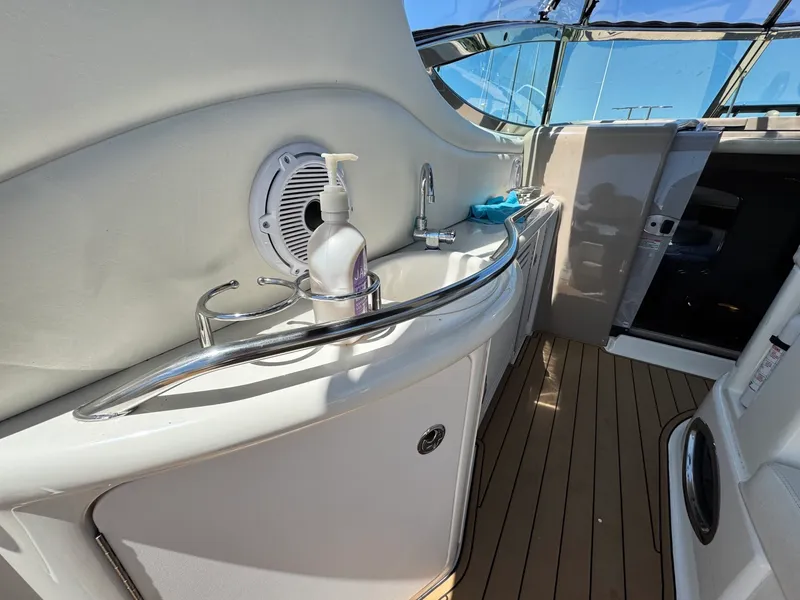 Slide: The Image of 2003 Sea Ray 360 Sundancer 36 - 7835449