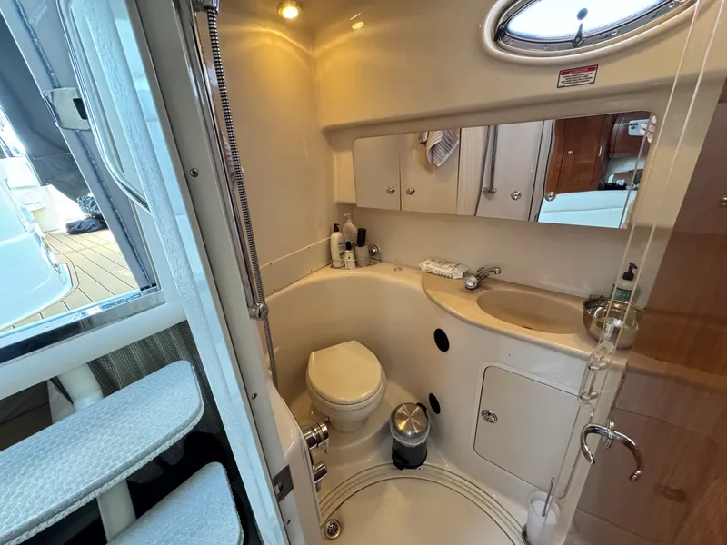 Slide: The Image of 2003 Sea Ray 360 Sundancer 36 - 7835468