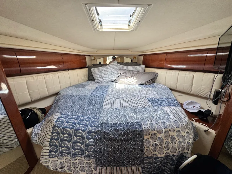 Slide: The Image of 2003 Sea Ray 360 Sundancer 36 - 7835463