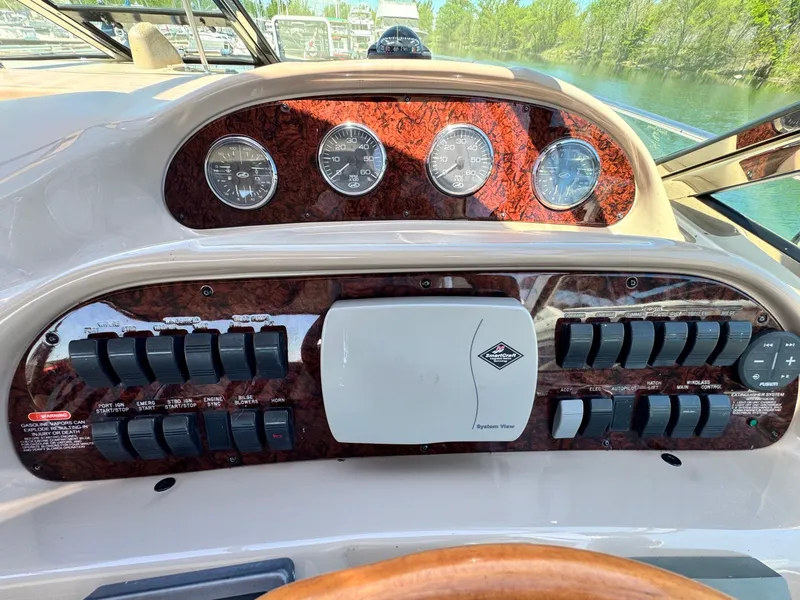Slide: The Image of 2003 Sea Ray 360 Sundancer 36 - 7835455