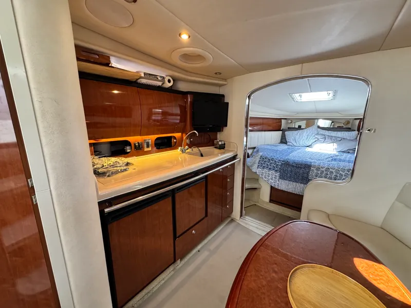 Slide: The Image of 2003 Sea Ray 360 Sundancer 36 - 7835461