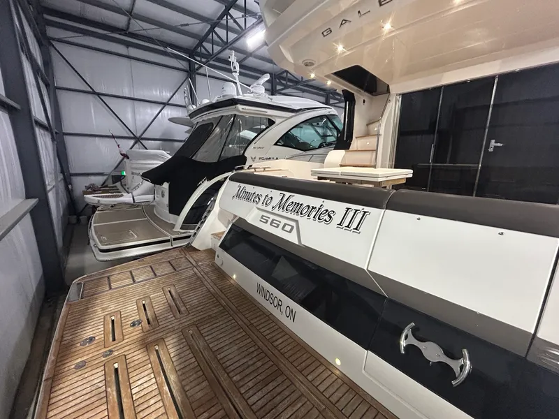 Slide: The Image of 2018 Galeon 560 Sky 56 - 7835530