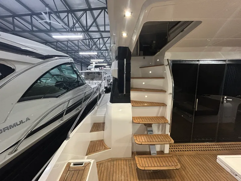 Slide: The Image of 2018 Galeon 560 Sky 56 - 7835536