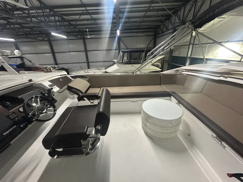 Slide: The Image of 2018 Galeon 560 Sky 56 - 7835524