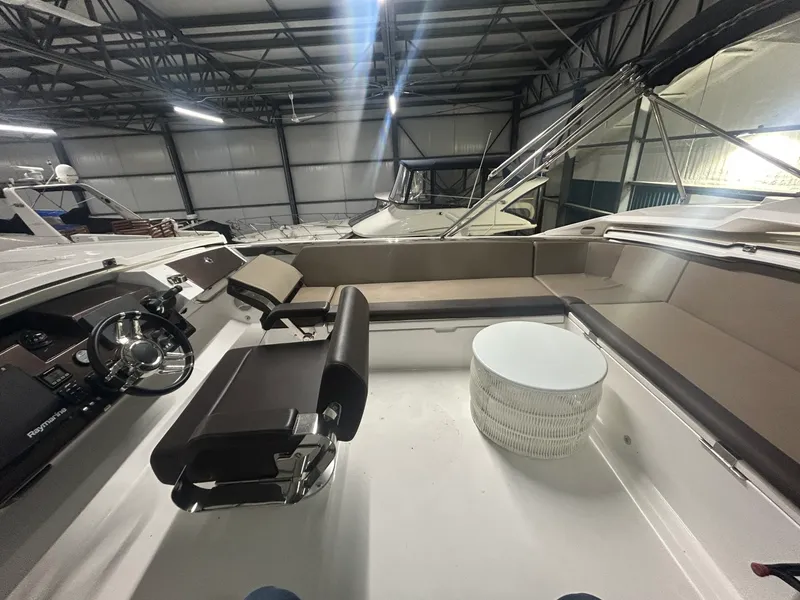 Slide: The Image of 2018 Galeon 560 Sky 56 - 7835523
